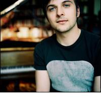 NILS FRAHM IN GLASBENI SOMILJENIKI