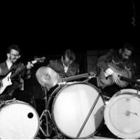 PUTA MADRE BROTHERS & DABLABLUES, Menza pri koritu, 24. 4. 2012