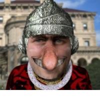 Torkovi vitezi pod mizo Radia �tudent