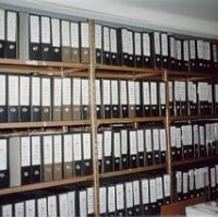 NIKOLI DOKON�ANA ZGODBA ali �LOVEKOV KRATKOTRAJNI POLITI�NI SPOMIN