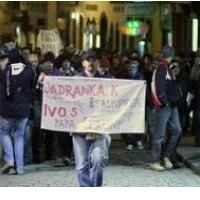 PROTESTI NA HRVA�KEM