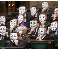 Skrivnostni trgovinski sporazum ACTA, s katerim se �eli omejiti spletno piratstvo in ponarejanje intelektualne lastnine.