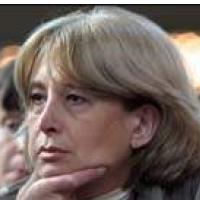 MIREN BRITOFF, VUČO