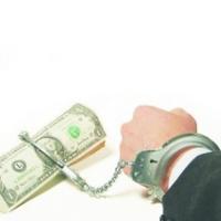 S KORUPCIJO NAFILAN KrOFF