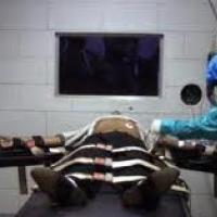 OFF FINAN�NE KRIZE KOT PRILO�NOSTI