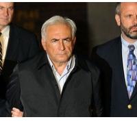 STRAUSS-KAHN IN NOVINARJI OFF