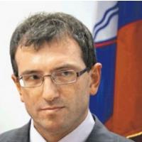 Intervju z Dr. Janezom Krekom, predsednikom Nacionalne strokovne skupine za pripravo Bele knjige o vzgoji in izobraevanju