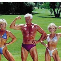 Ana P.+ Božo P.+ Katja P.+ Ponedeljek je jutro štirih Pjev. ali vrnitev mladih upokojencev