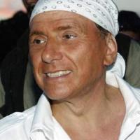 KROFF PREŽIVELEGA BERLUSCONIJA